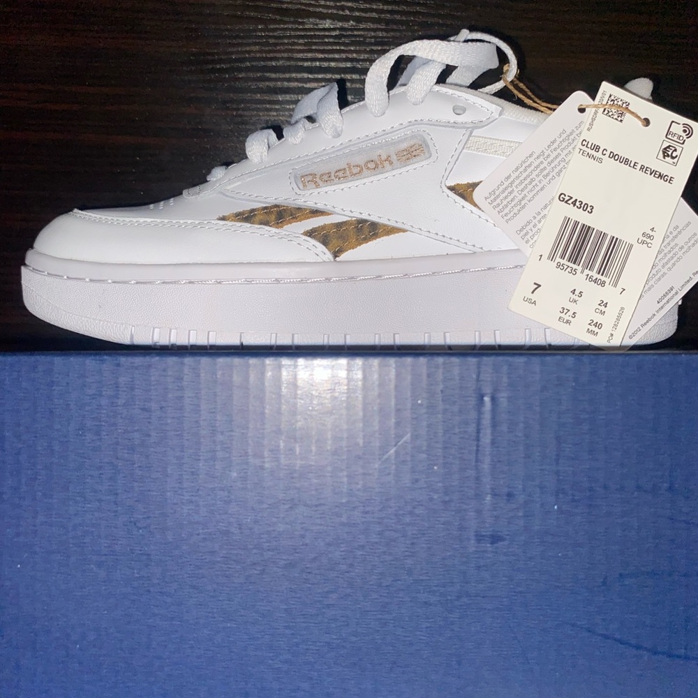 Reebok club c